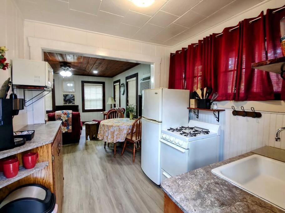 #09 - Large Lakeview One Bedroom- Pet Friendly Хот Спрингс Екстериор снимка