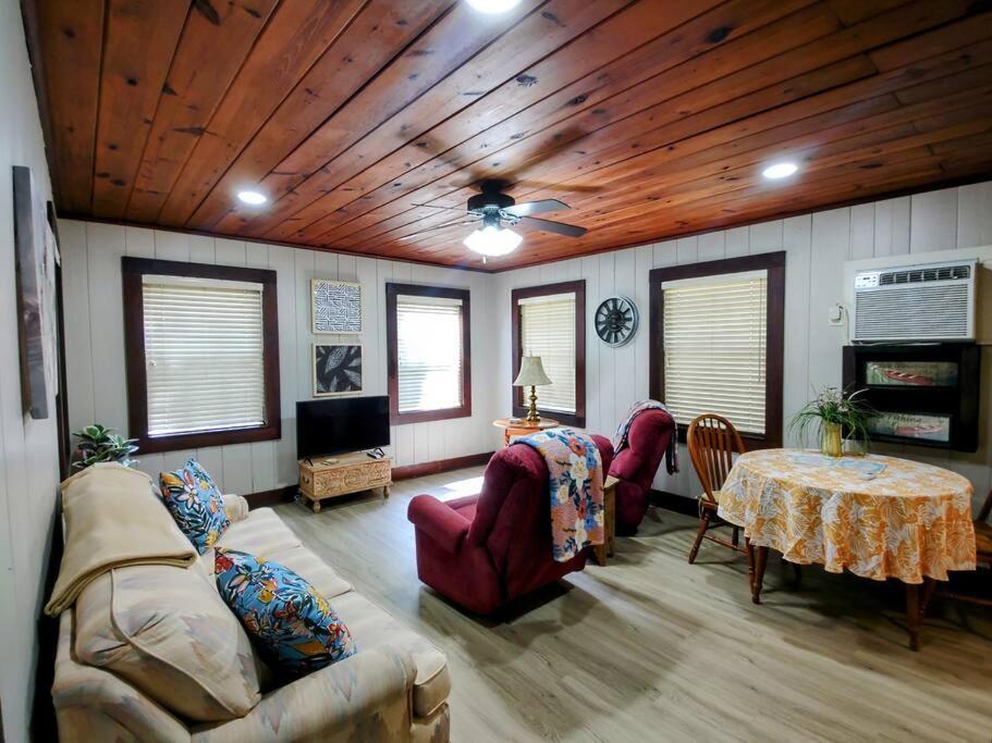 #09 - Large Lakeview One Bedroom- Pet Friendly Хот Спрингс Екстериор снимка